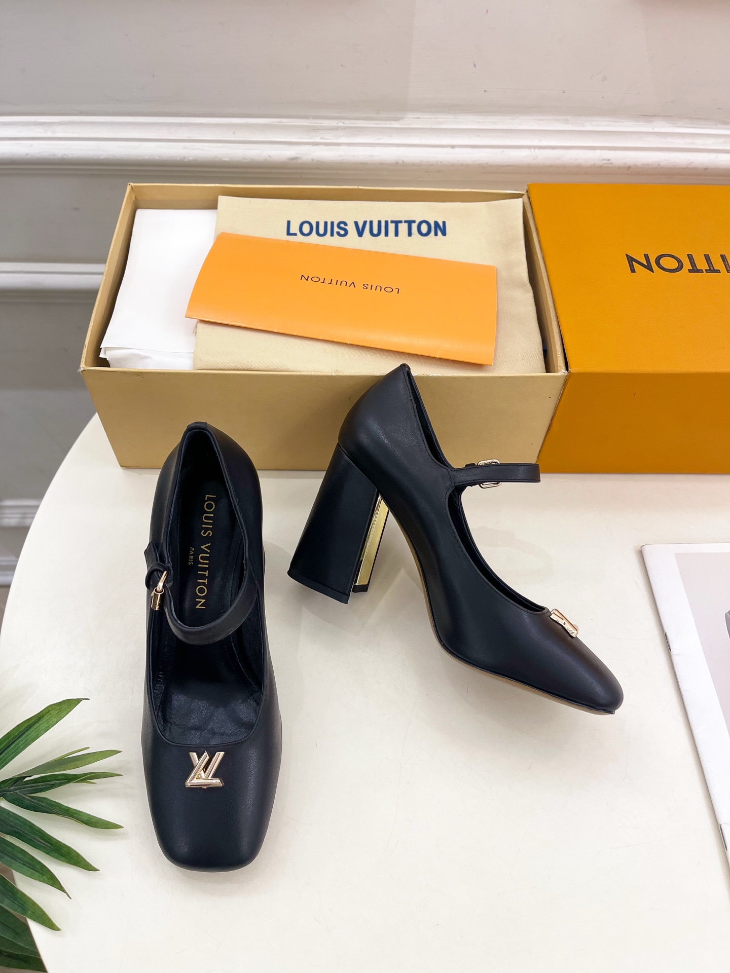 Women's high heels